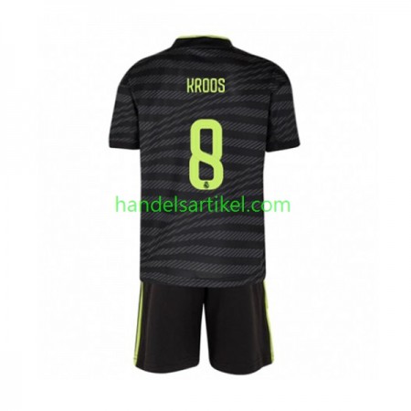 Real Madrid Toni Kroos 8 Kinder 3rd Trikotsatz 2022/23 Kurzarm (+ Kurze Hosen)
